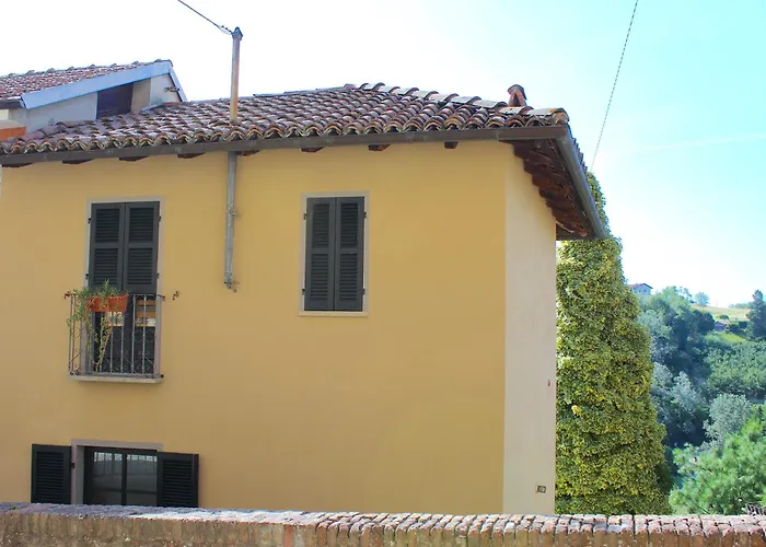 Amazing Langhe And Monferrato | House With Garden